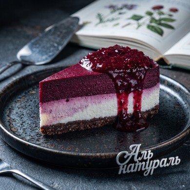 Йогуртовый кокосовый торт с черникой