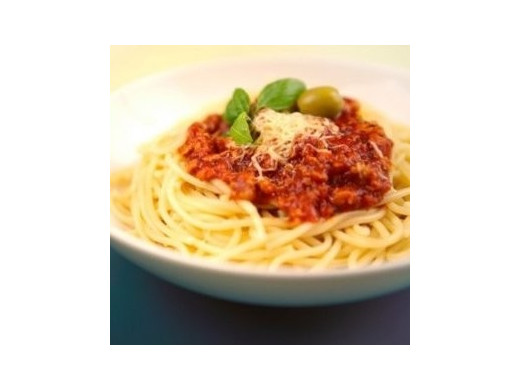 Паста или спагетти под томатным соусом